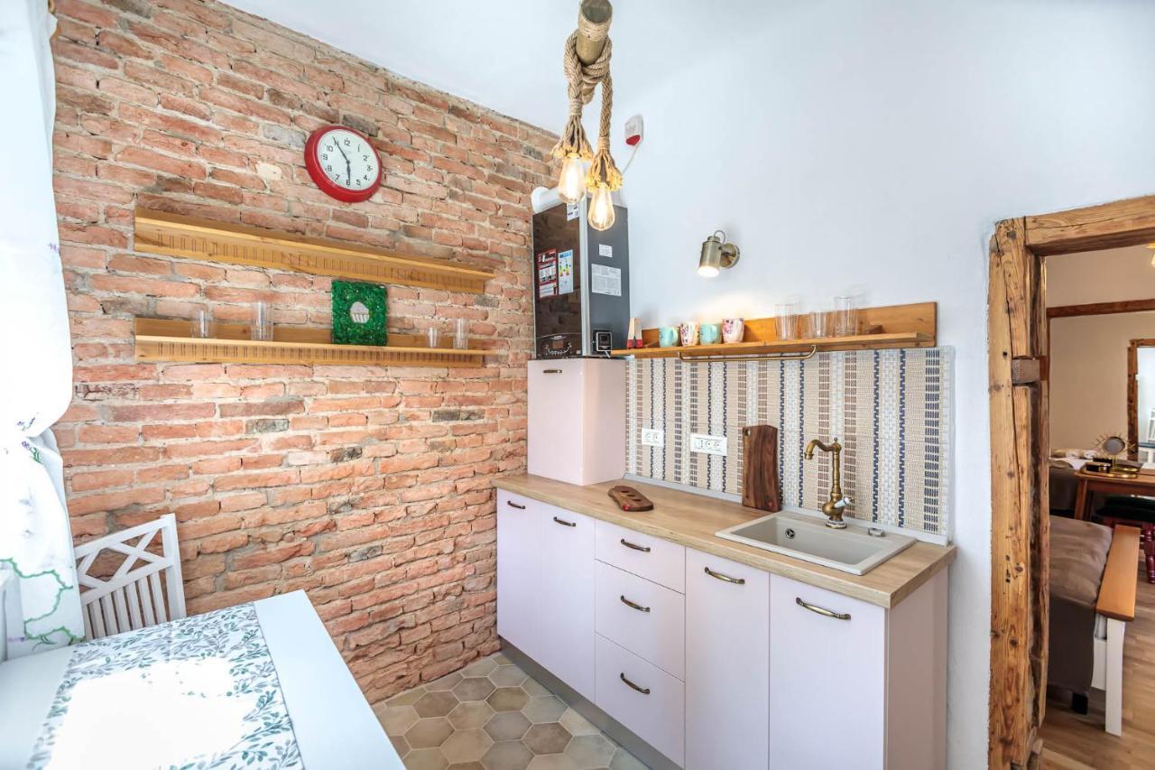 Appartement Saint John'S 22 Braşov Extérieur photo