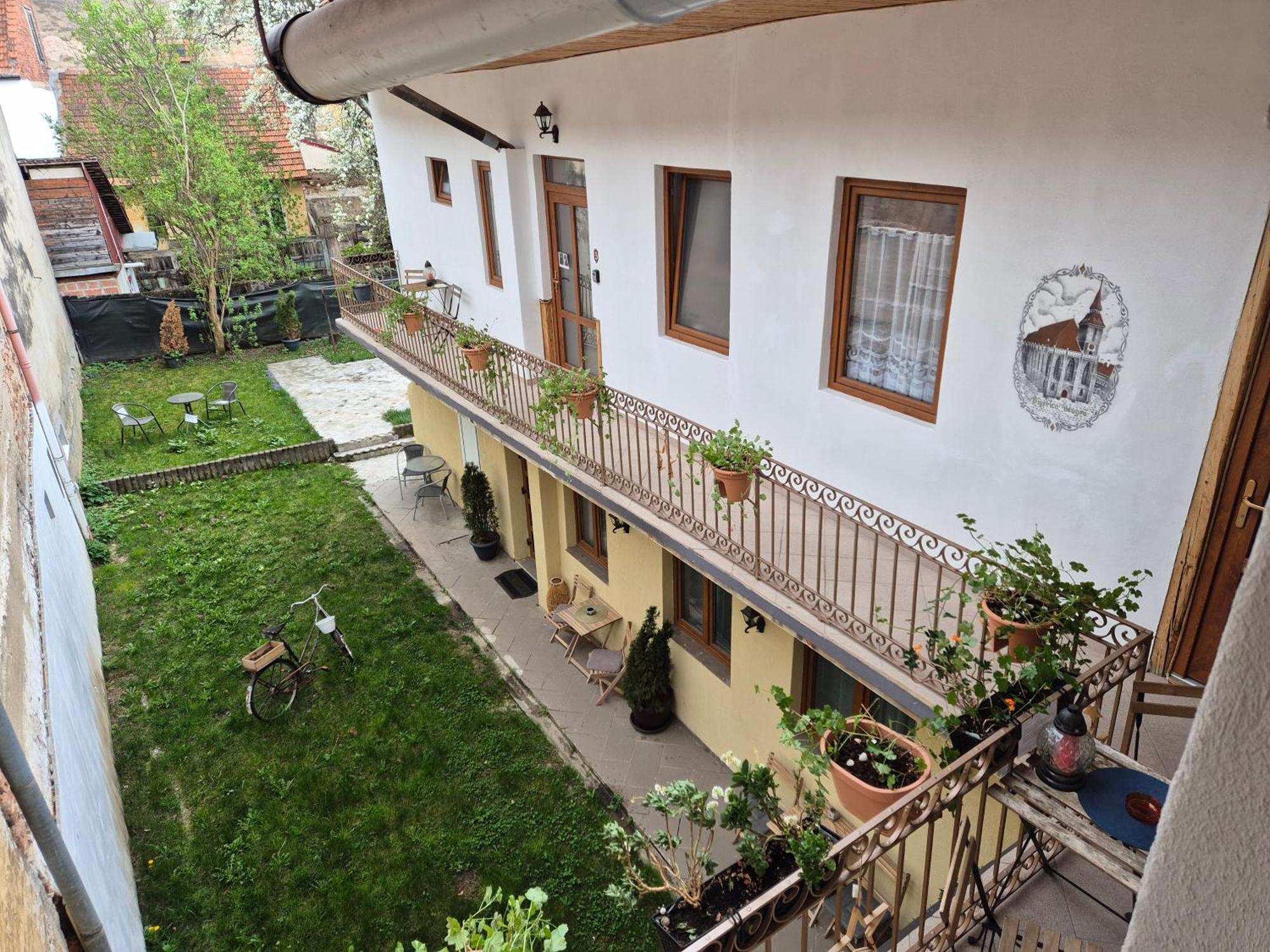 Appartement Saint John'S 22 Braşov Extérieur photo