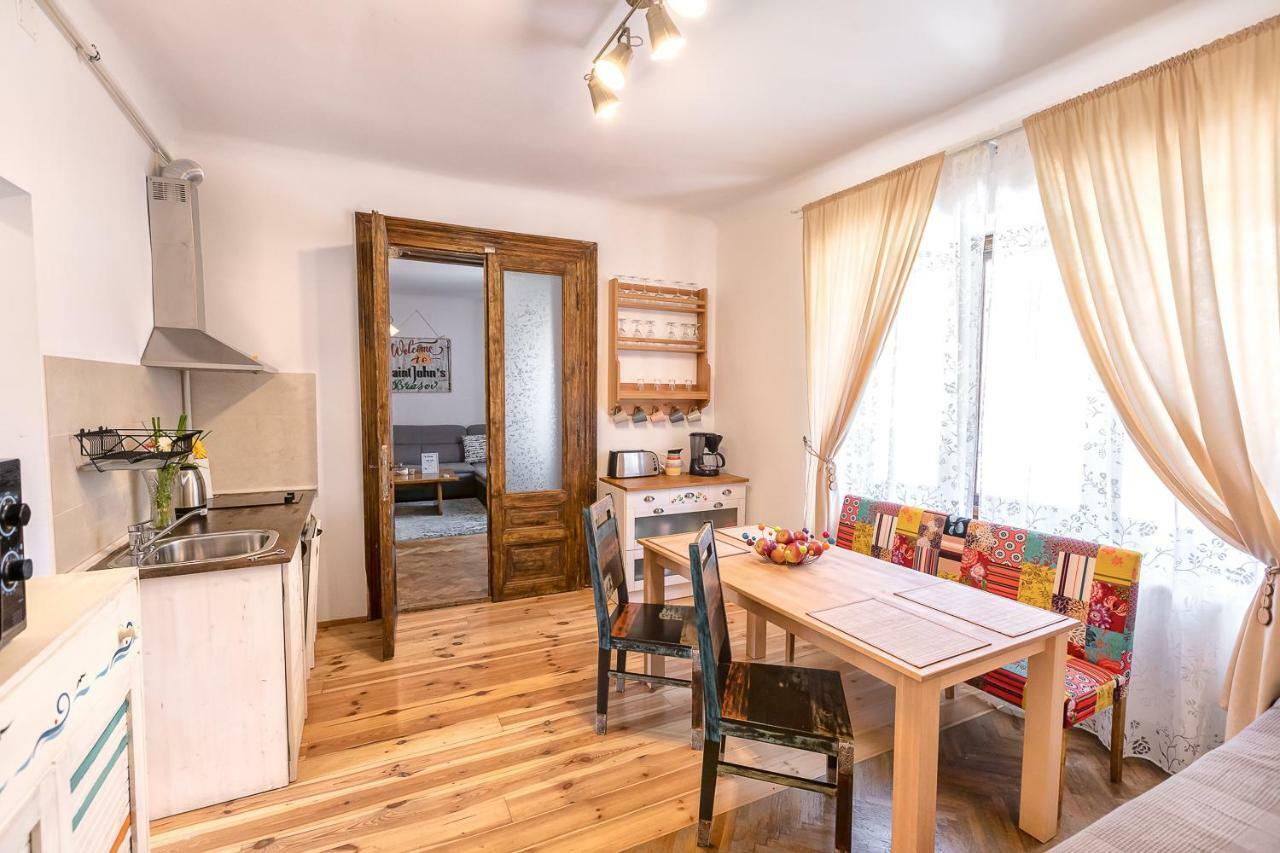 Appartement Saint John'S 22 Braşov Extérieur photo